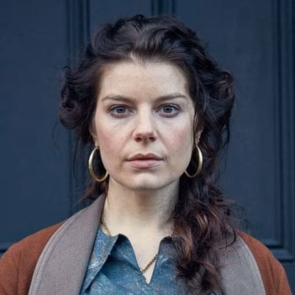 Actrice Peaky Blinders Esme Shelby